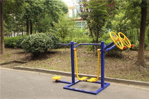 新國標(biāo)室外健身路徑器材現(xiàn)貨銷售與安裝指南